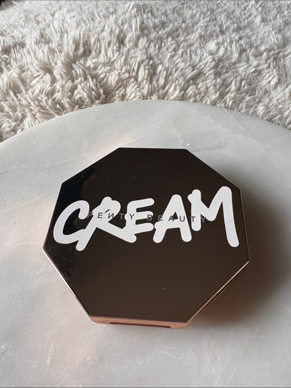 Fenty Beauty 01 AMBER Cream Bronzer